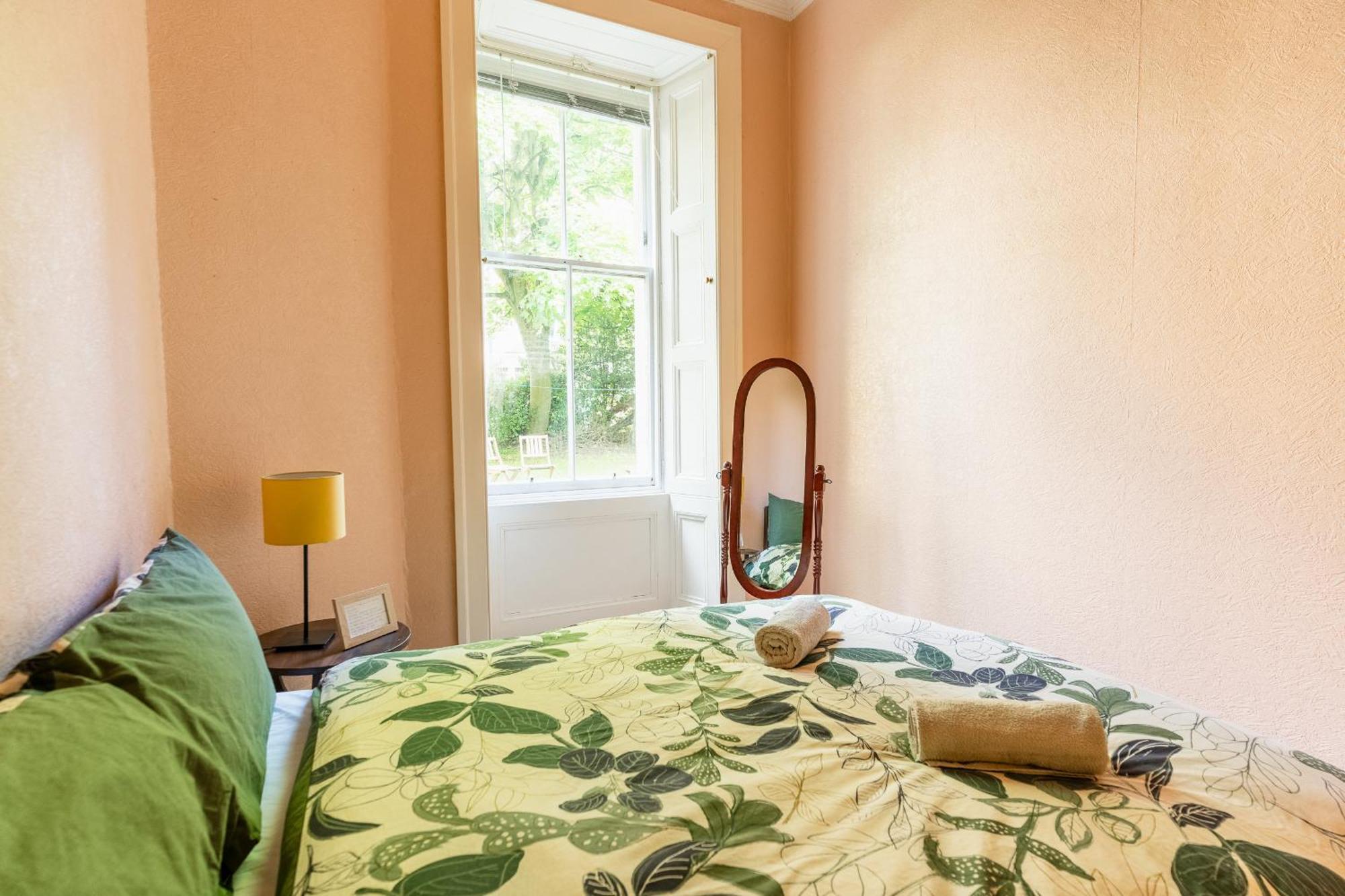 The Peach Room Эдинбург Экстерьер фото