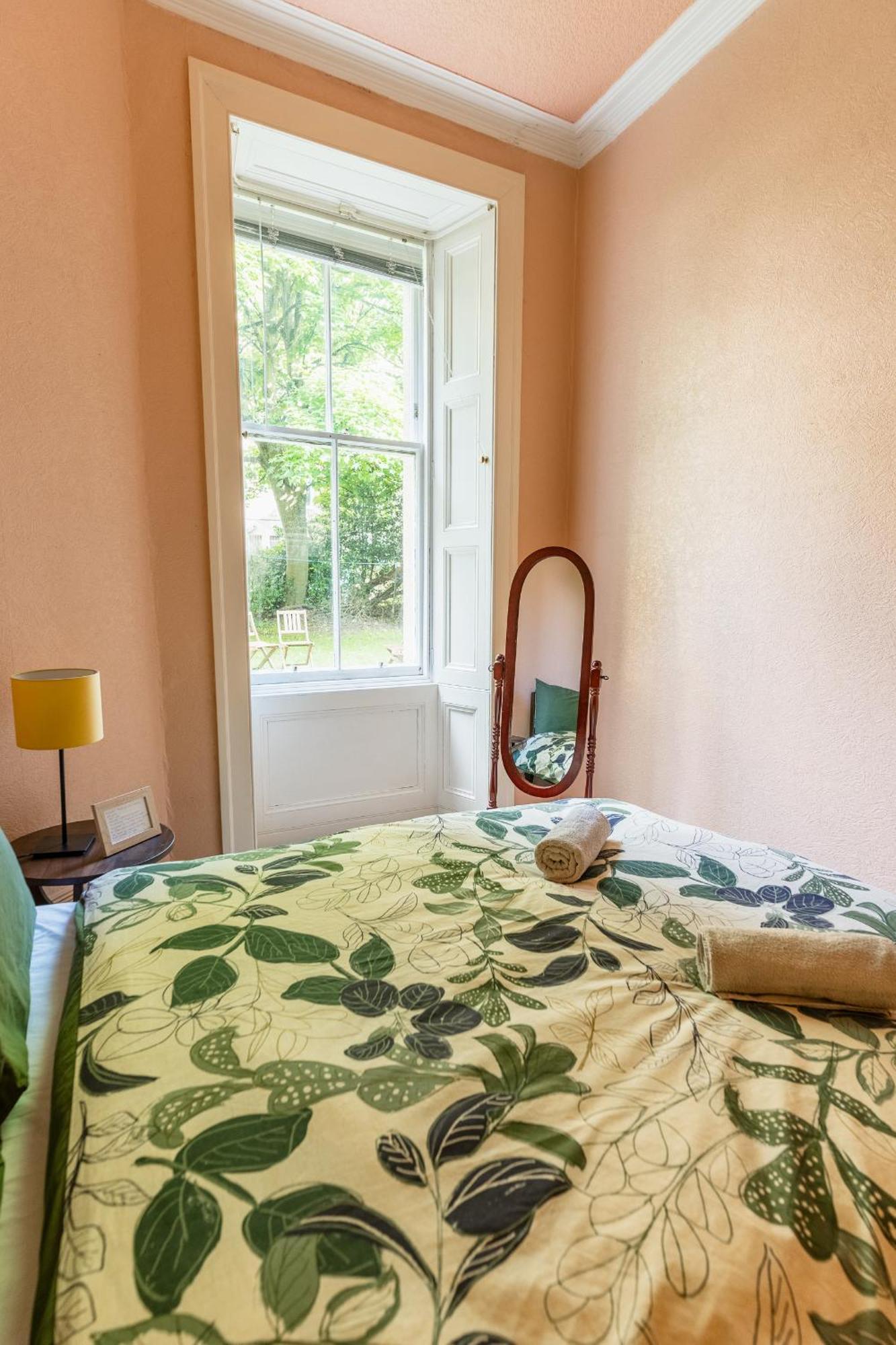The Peach Room Эдинбург Экстерьер фото